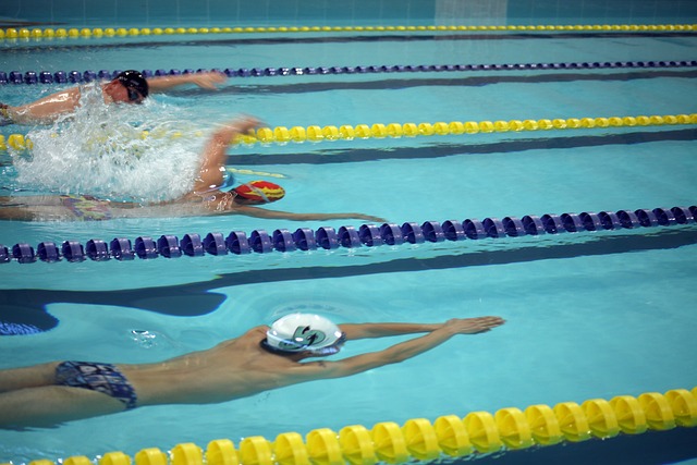 球風格與堅 球風格與堅